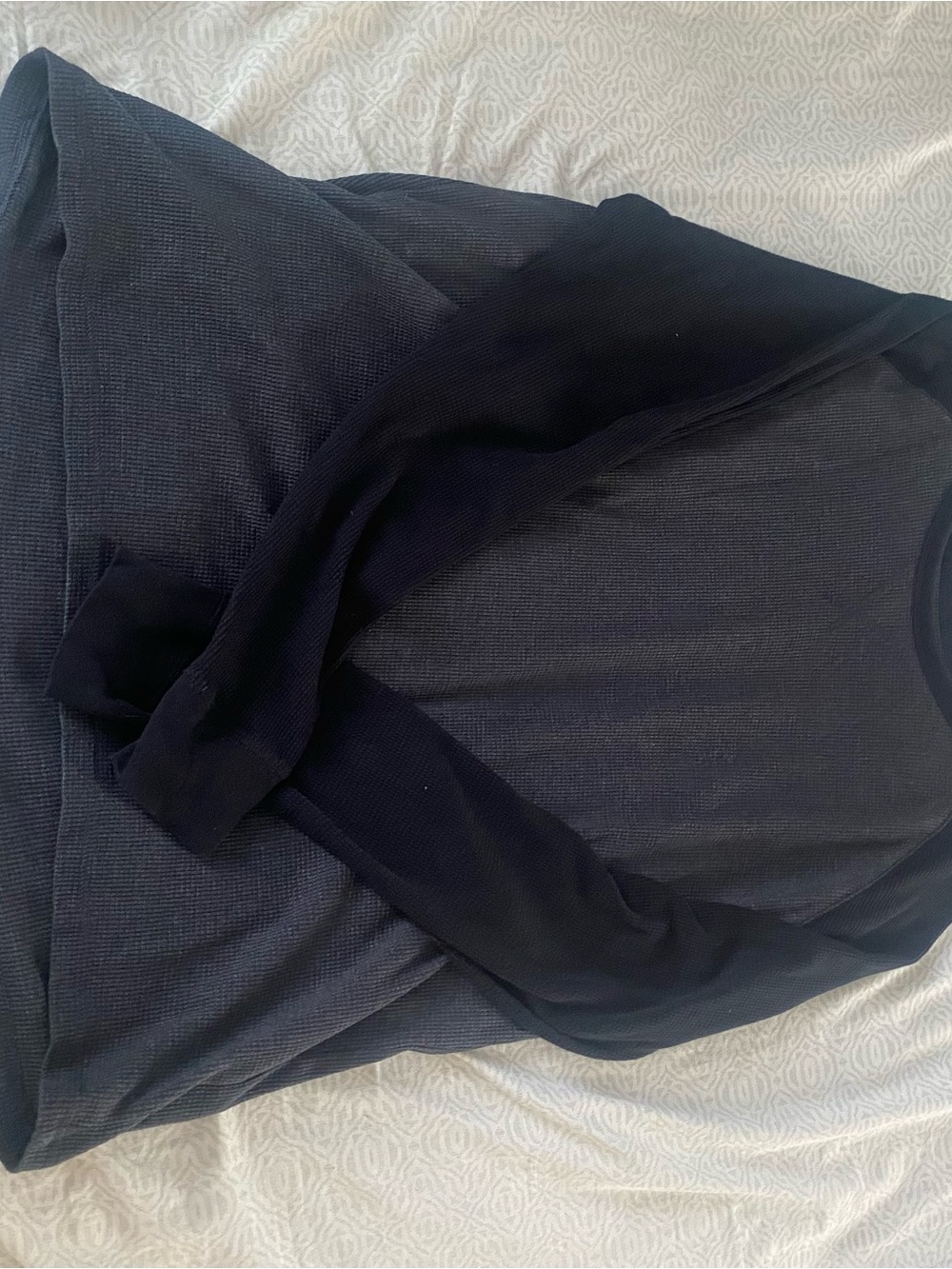 Old Navy Men's Long-Sleeve Crew Neck Shirt - Black